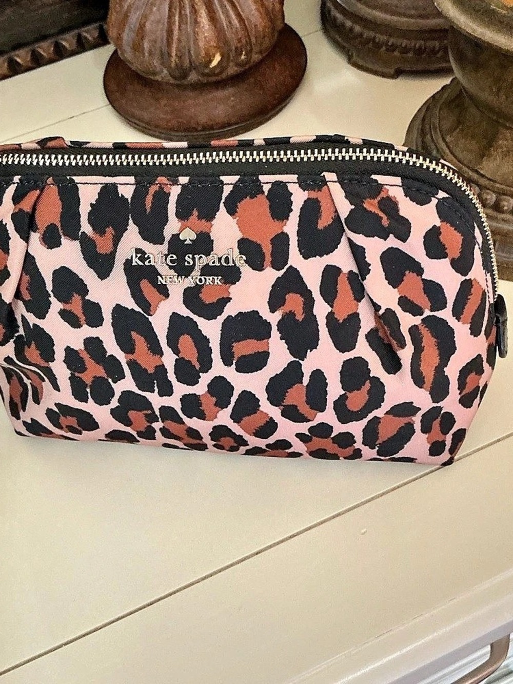Kate Spade New York Chelsea Spotted Leopard Cosmetic Bag Pink & Black